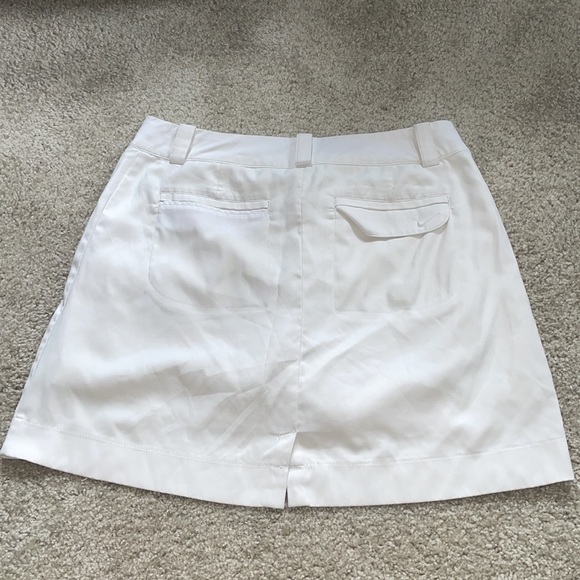 Nike Golf Skirt! Size 4 - Picture 2 of 3
